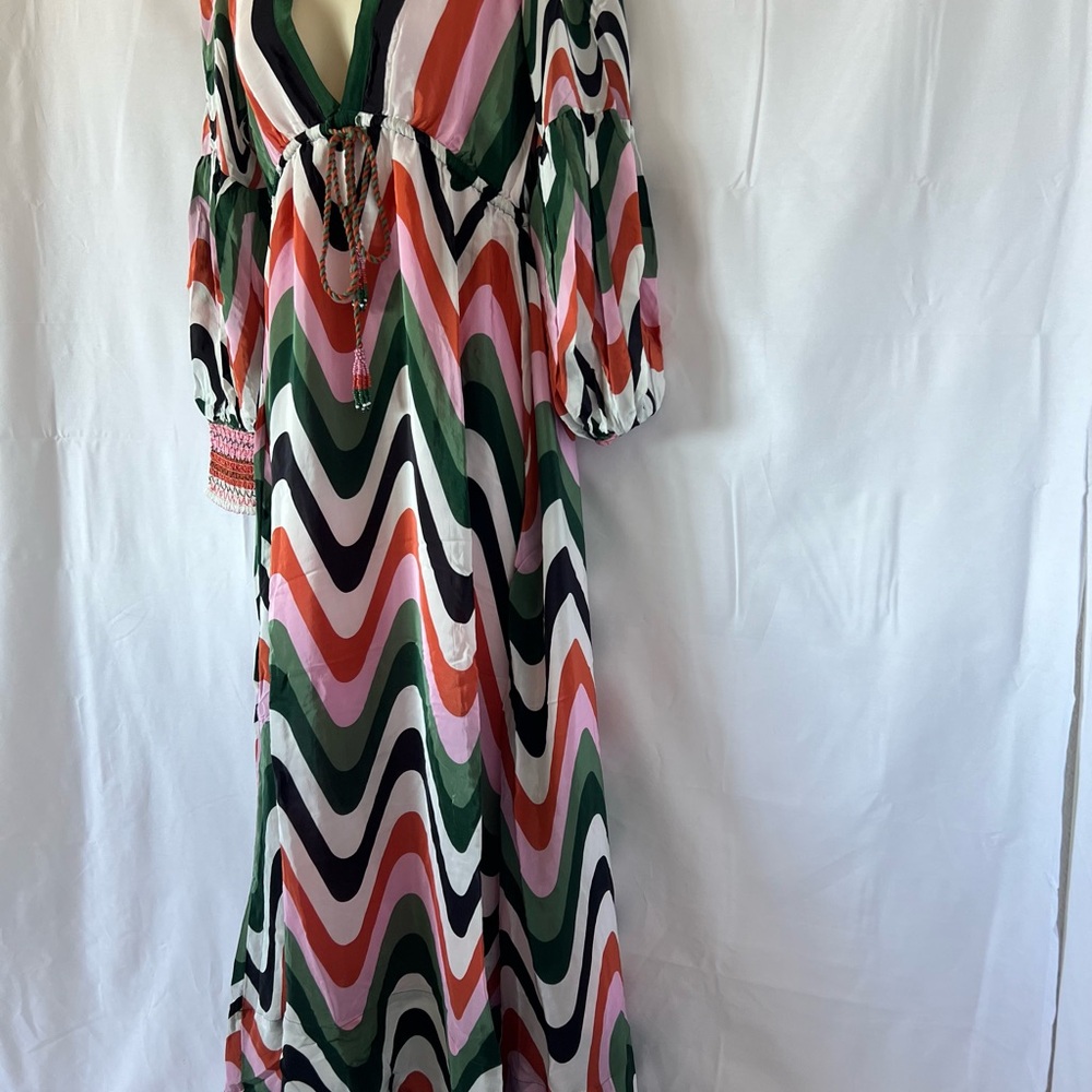 FARM Rio Colorful Wave Pattern Maxi Dress - Picture 4 of 13